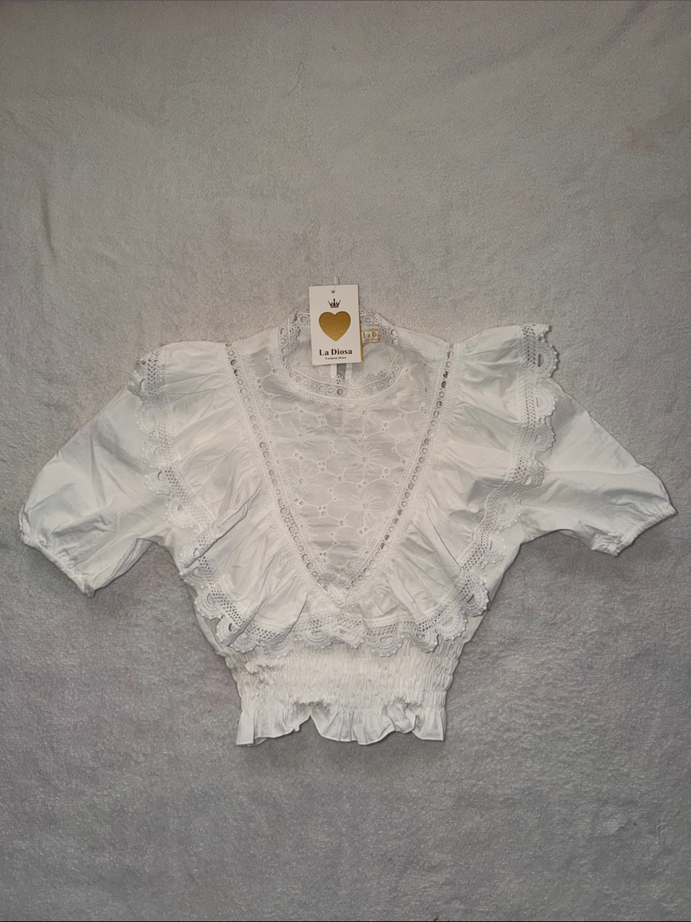 NWT White Lace Ruffle Crop Top by La Diosa size Small